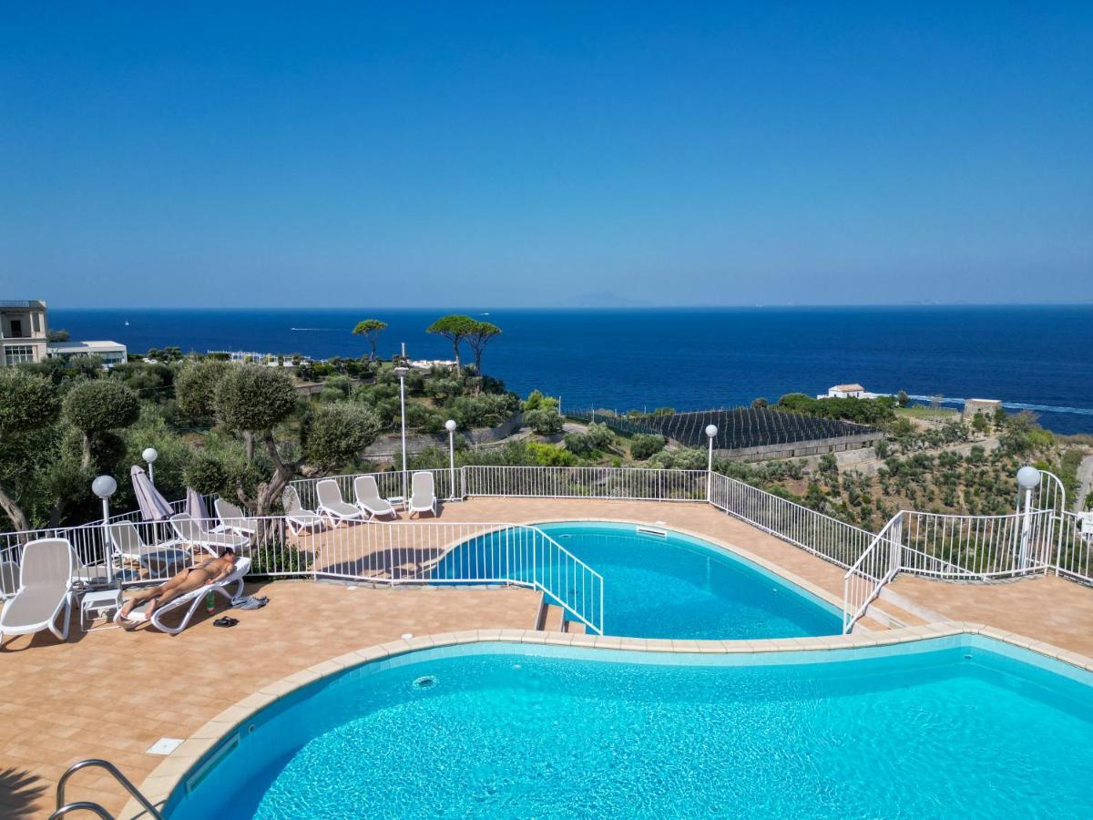 Villaggio Villa Lubrense Massa Lubrense Exteriér fotografie