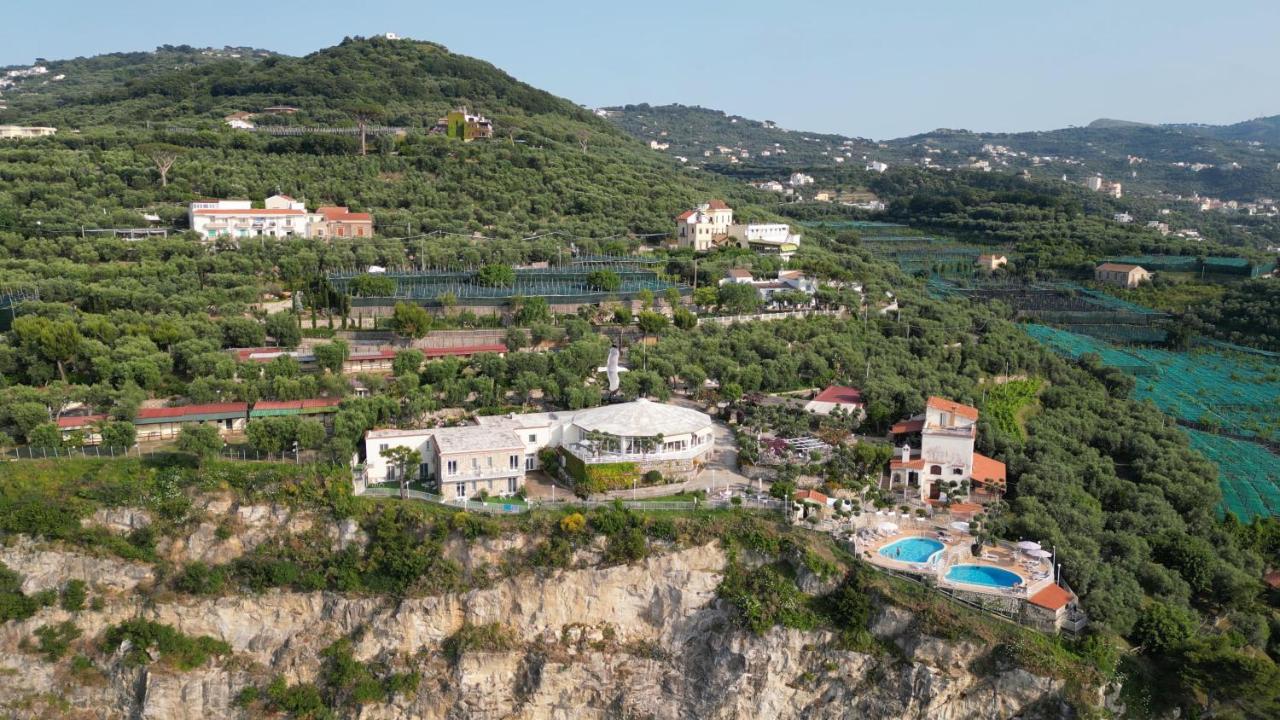 Villaggio Villa Lubrense Massa Lubrense Exteriér fotografie