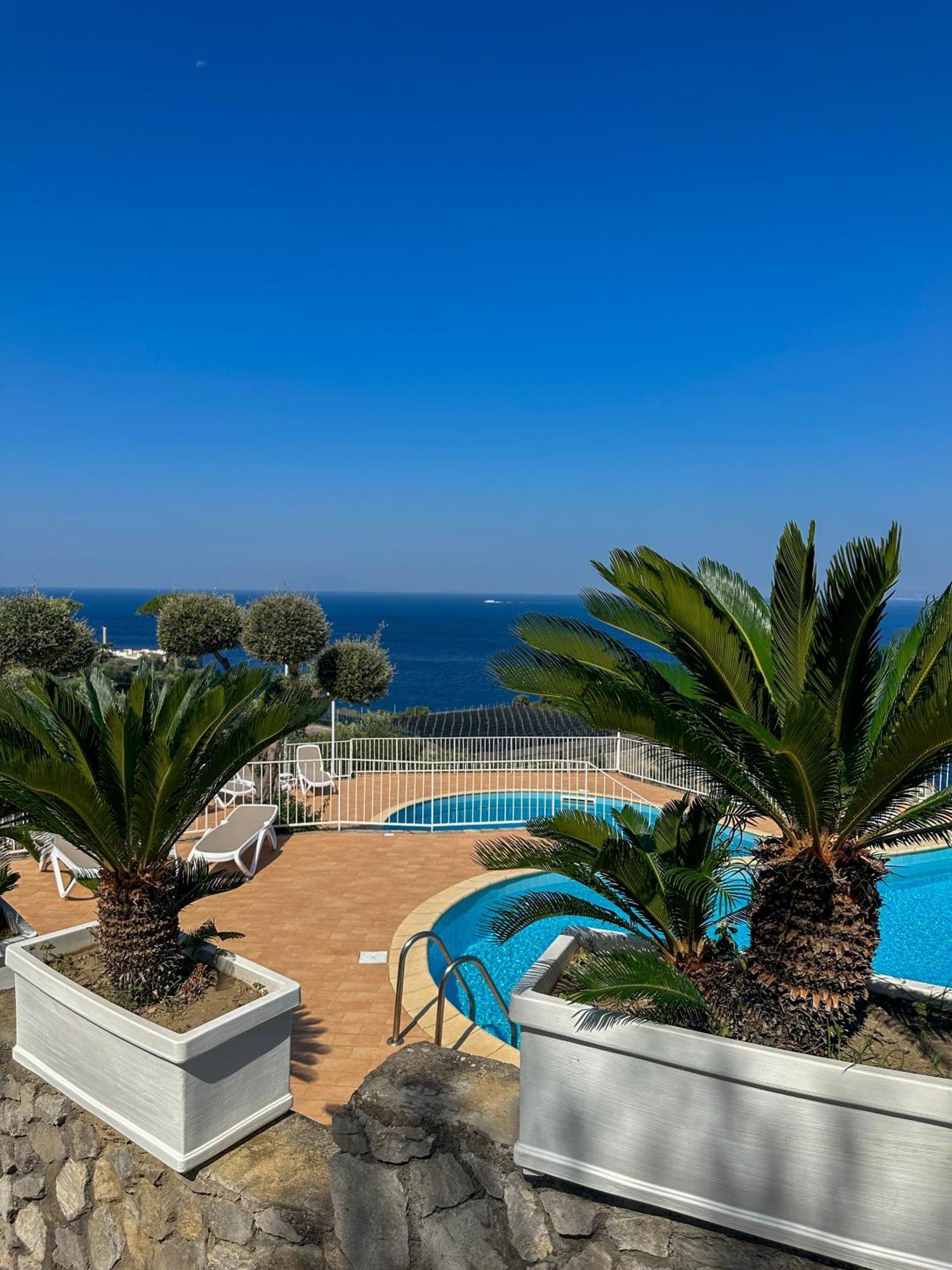 Villaggio Villa Lubrense Massa Lubrense Exteriér fotografie