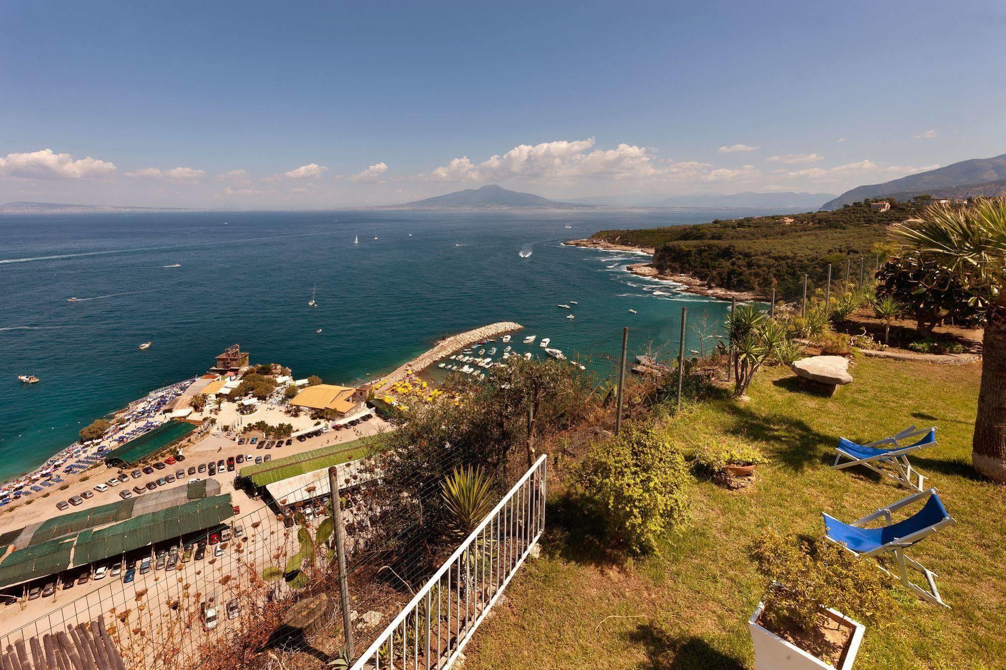 Villaggio Villa Lubrense Massa Lubrense Exteriér fotografie